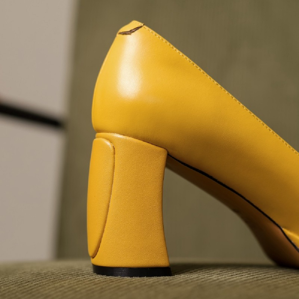 high heel pumps shoes color black size 8 for women