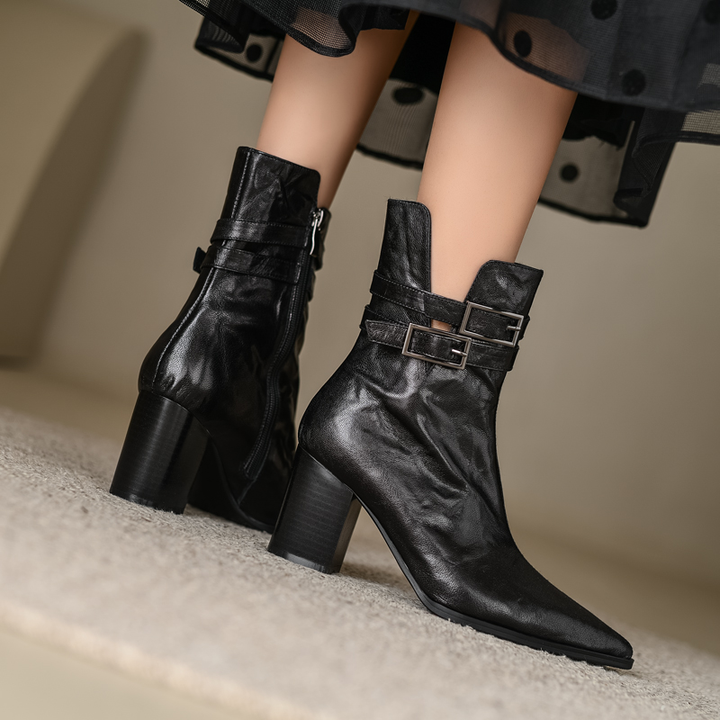 high quality boots color black size 8.5 for women