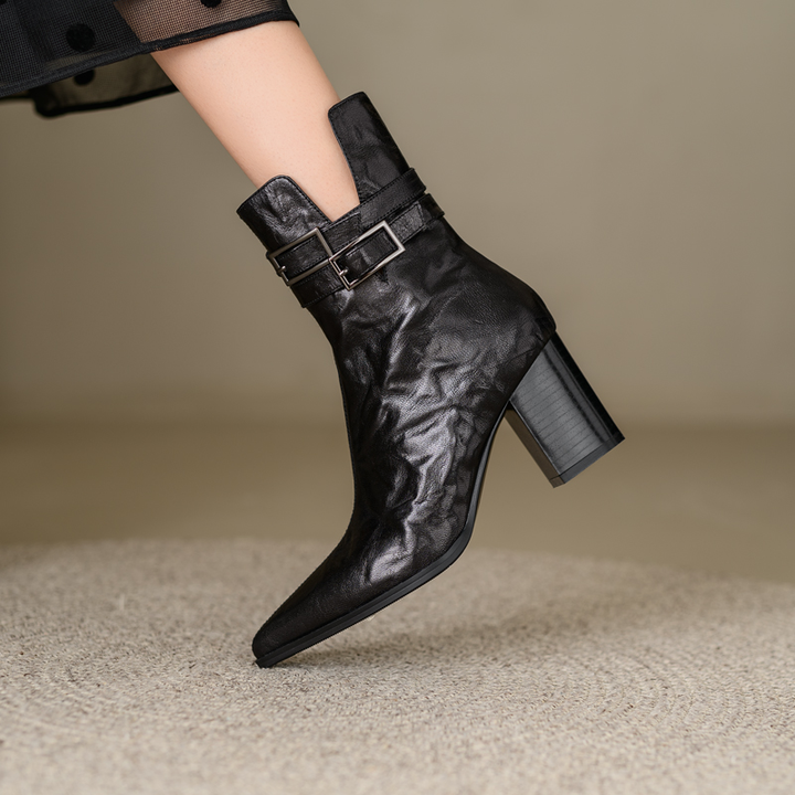 leather boots color black size 9 for women