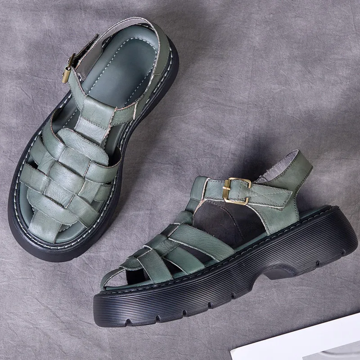 casual sandals color green size 8 for women