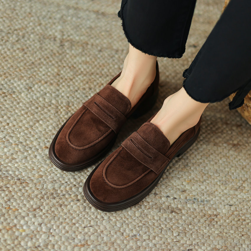 leather loafers color brown size 5 for women