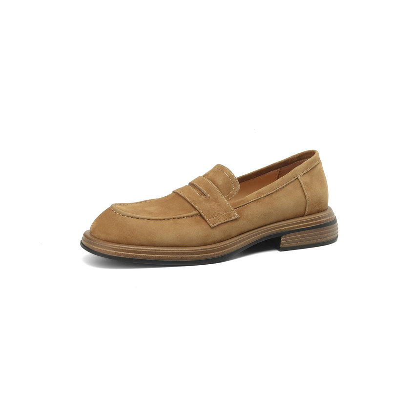 slip on loafers color beige size 5. for women
