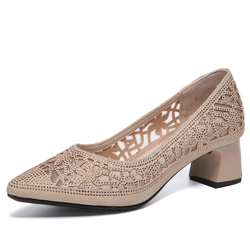 pointed toe pumps color gold size 5 for women