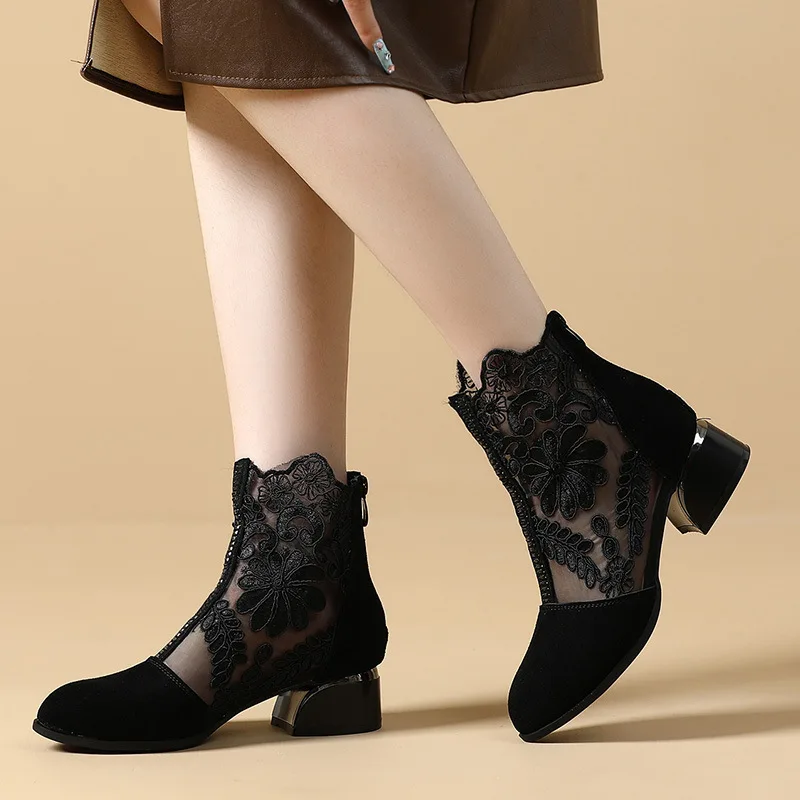 party boots color black size 8 for women