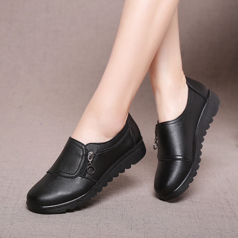 comfortable slip on color black size 9 for women