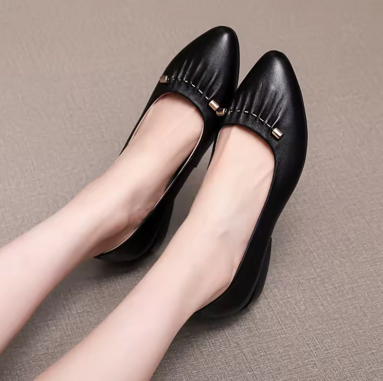 leather pumps color black size 7 for women