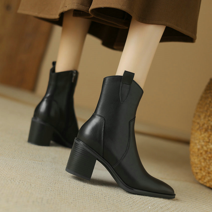 square heel boots color black size 7 for women