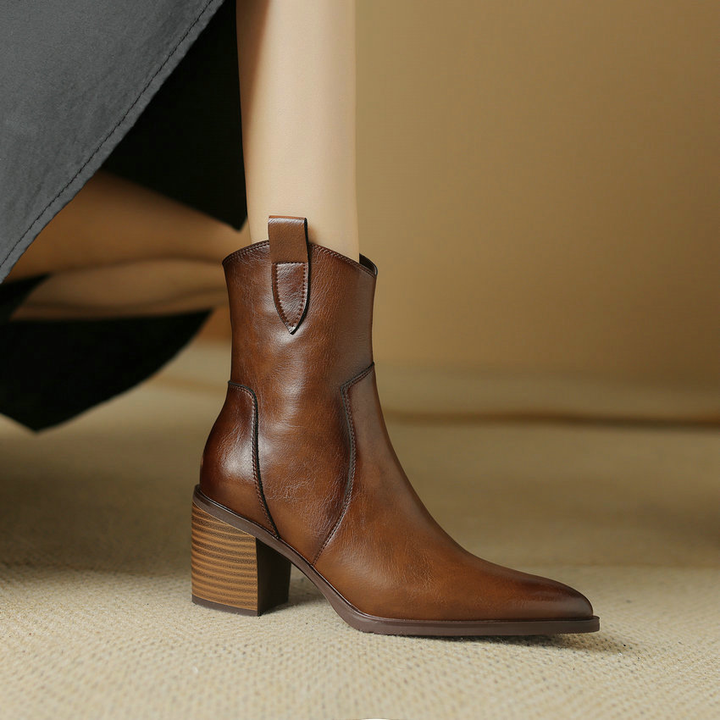 autumn boots color brown size 8 for women