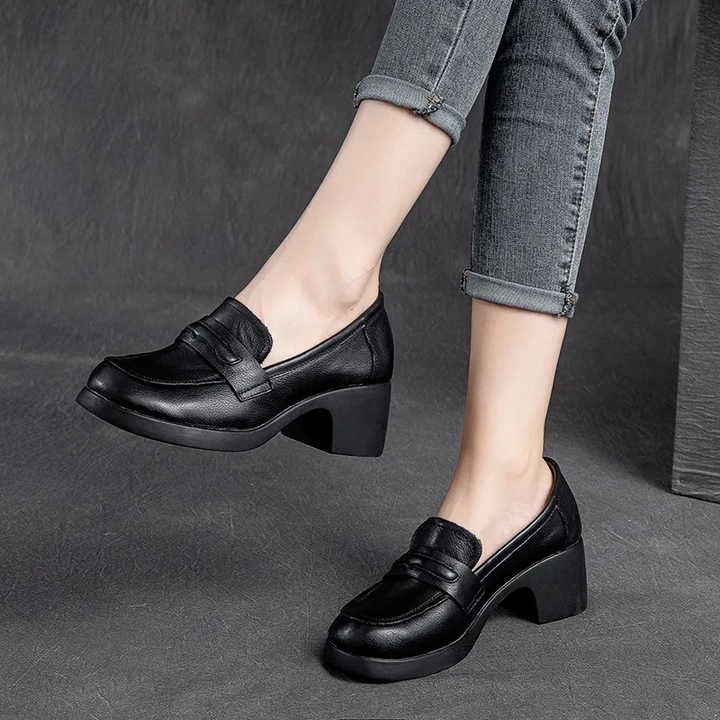 leather loafer color black size 8.5 for women