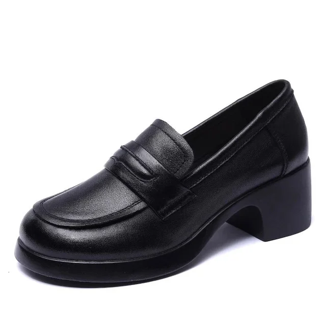 leather loafer color black size 5.5 for women