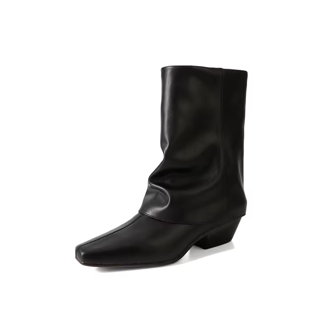leather boots color black size 5.5 for women