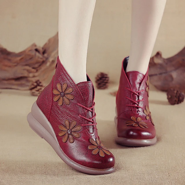 casual boots color brown size 9 for women