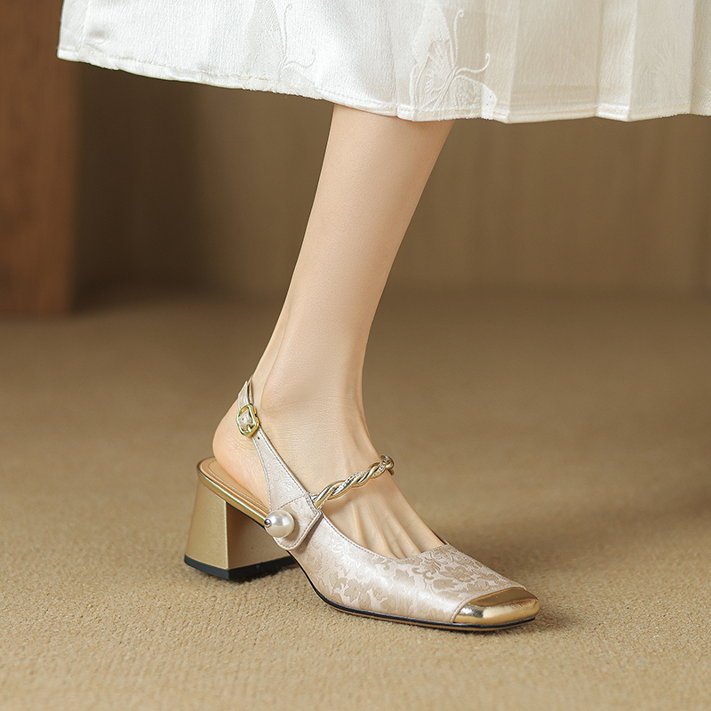 summer sandals color tan size 8 for women