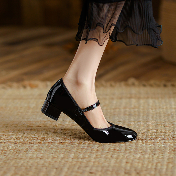 leather pump shoes color black size 8.5 for women