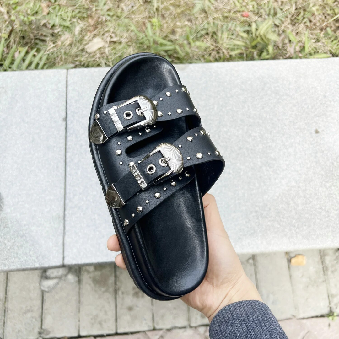 slipper color black size 5 for women