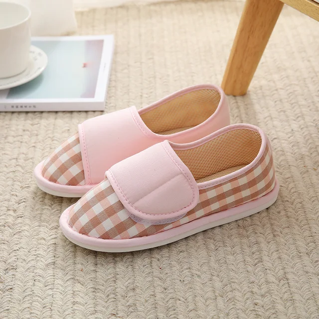 cotton fabric slipper color pink size 5.5 for women