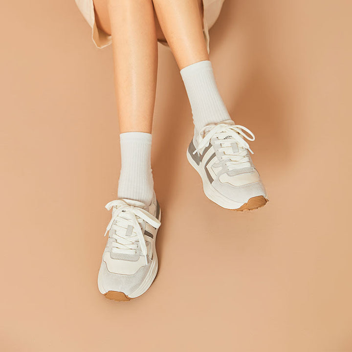 gym sneaker color gray size 7.5 for women
