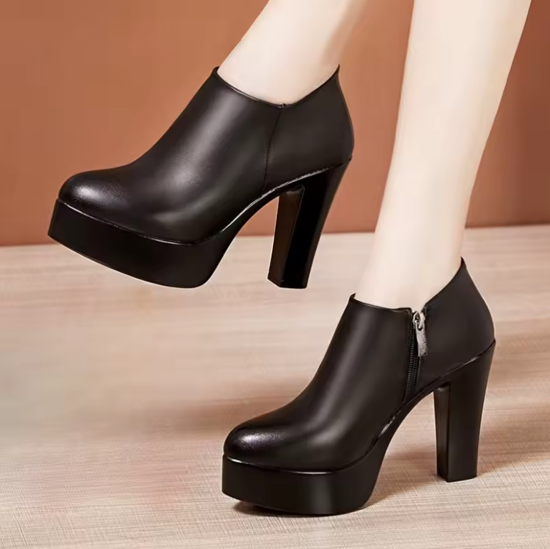 USS Shoes Renata Women's Pumps Sale Drop Black (Size 8)