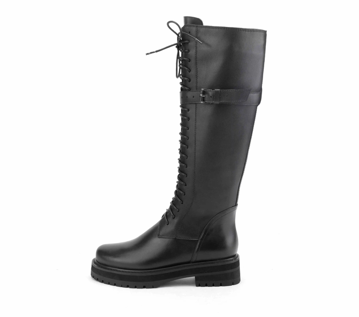 long boots color black size 5 for women