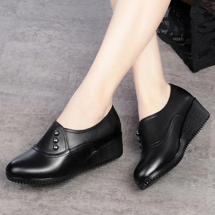 slip on platform color black size 7 for women