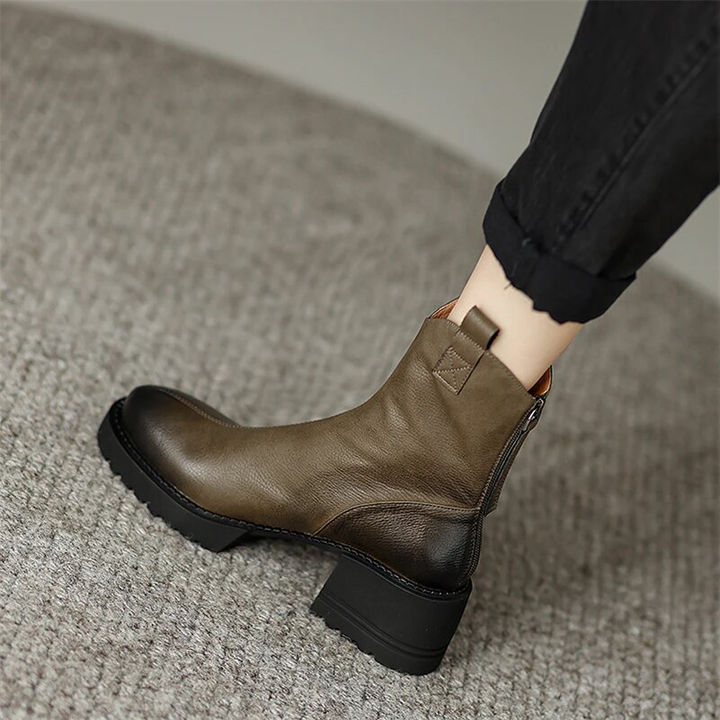 square heel boots color green size 8 for women