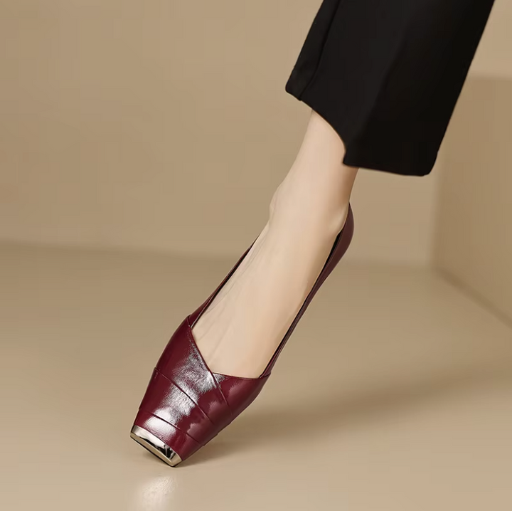 USS Shoes Scarlet Women&