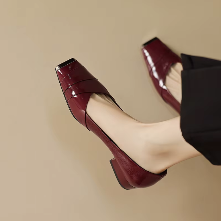 USS Shoes Scarlet Women&