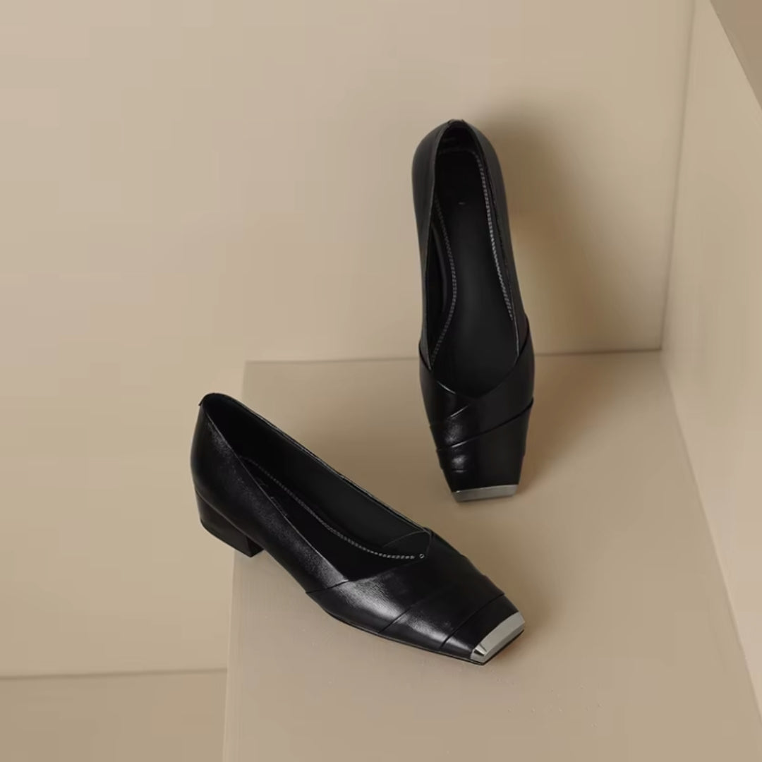 USS Shoes Scarlet Women&