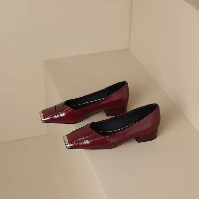 USS Shoes Scarlet Women&