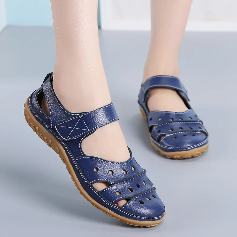 leather sandals color black size 6 for women