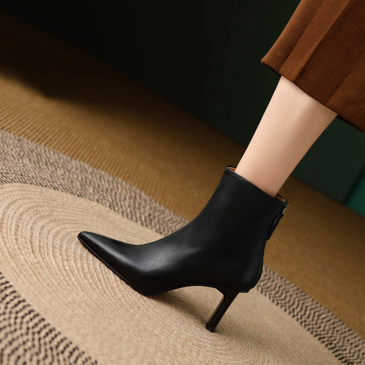 Leather Boots Color Black Size 6 for Women