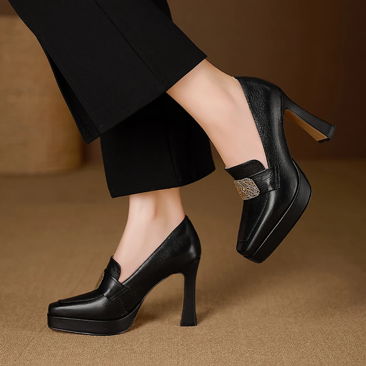 USS Shoes Valentina Women&