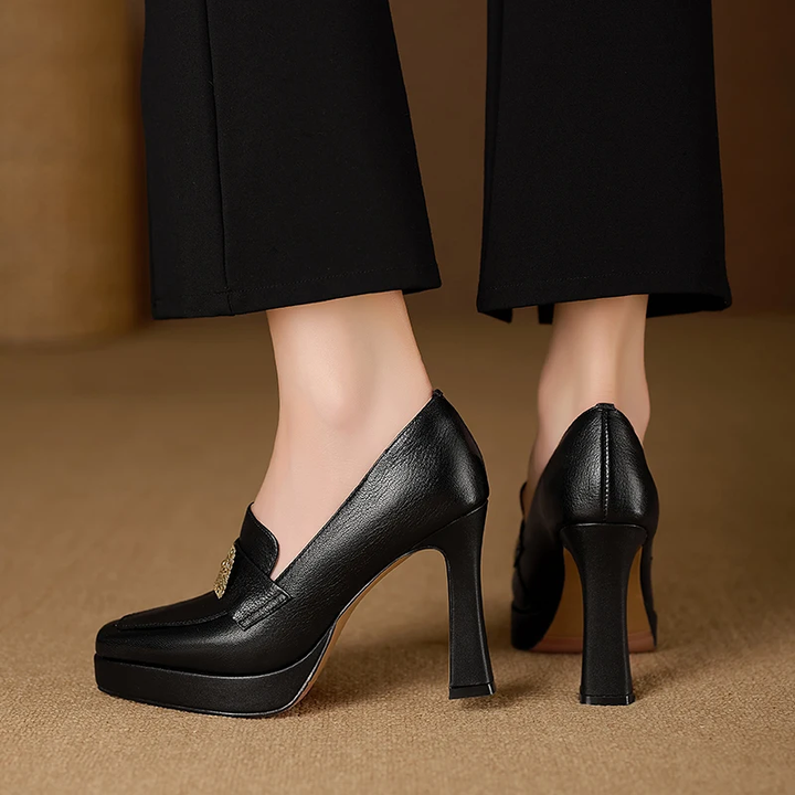USS Shoes Valentina Women&