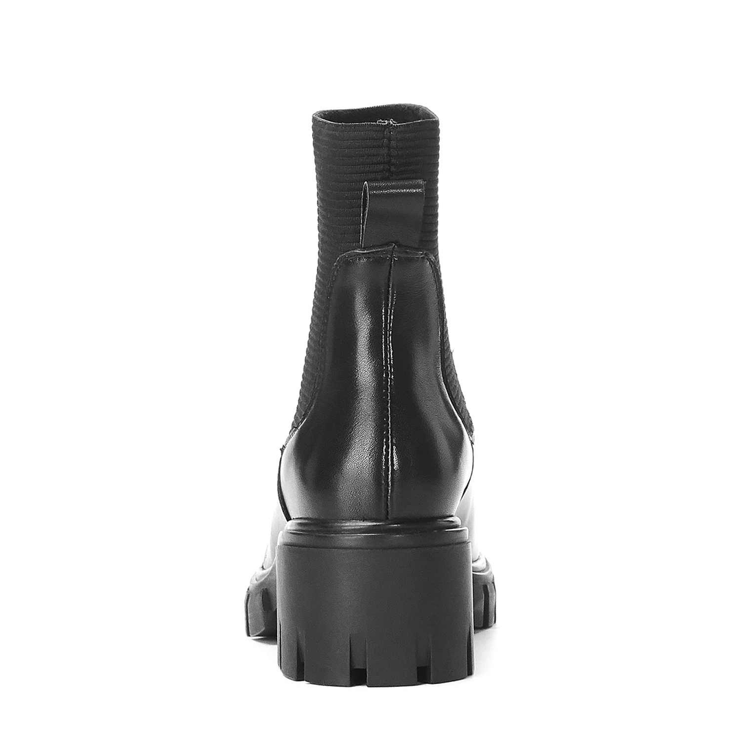 chelsea boots color black size 6 for women