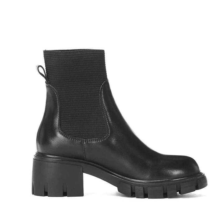 winter ankle boots color black size 7 for women
