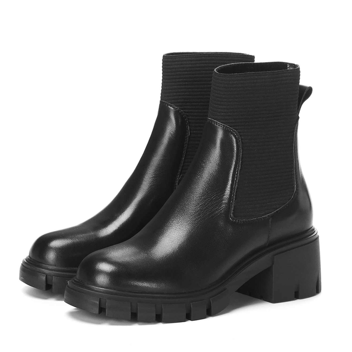 platform boots color black size 8 for women