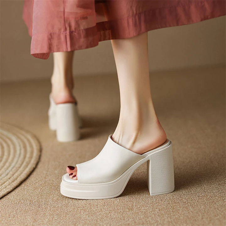 platform clog color white size 7 for women