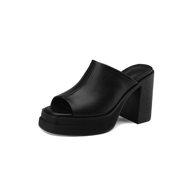 summer clog color black size 5 for women