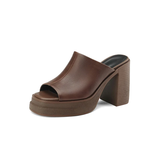 leather clog color brown size 5.5 for women