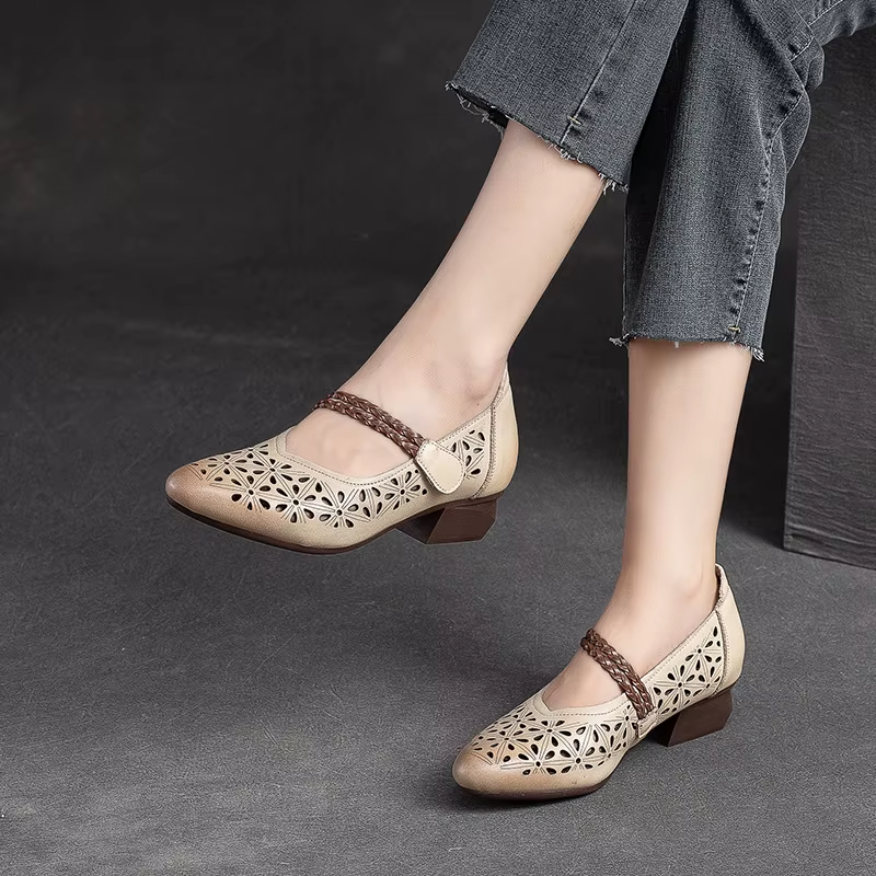 casual pumps color beige size 8 for women