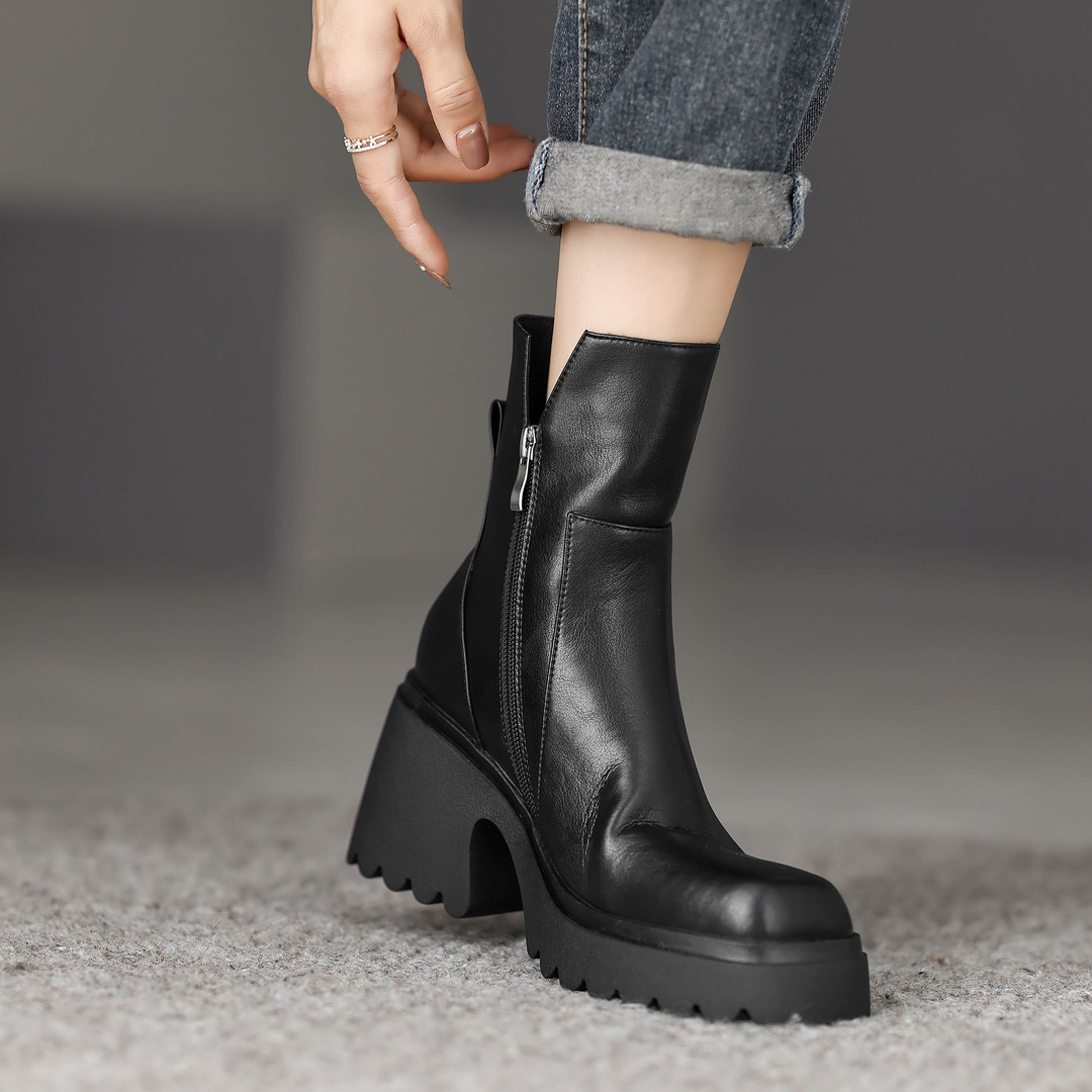 square toe boots color black size 8 for women