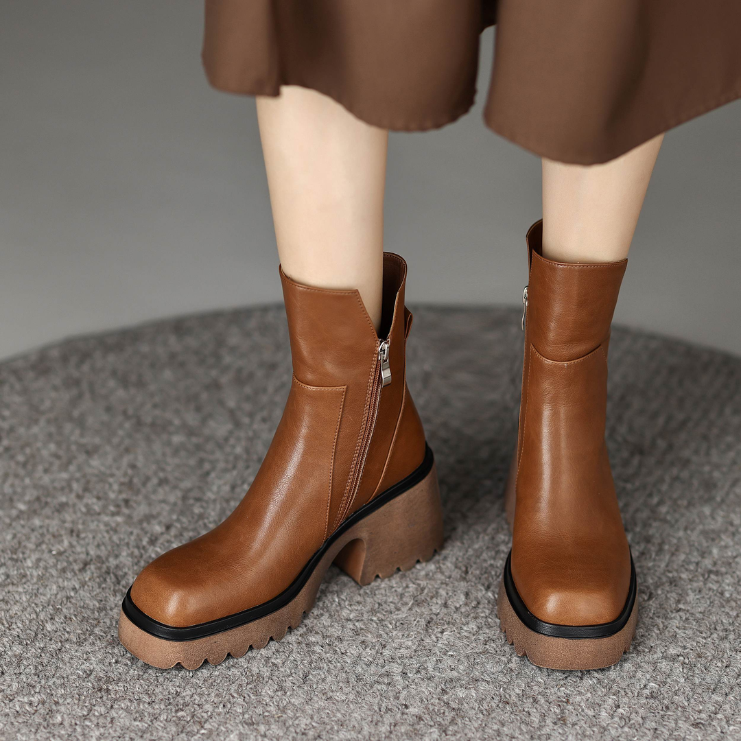 winter boots color brown size 8 for women
