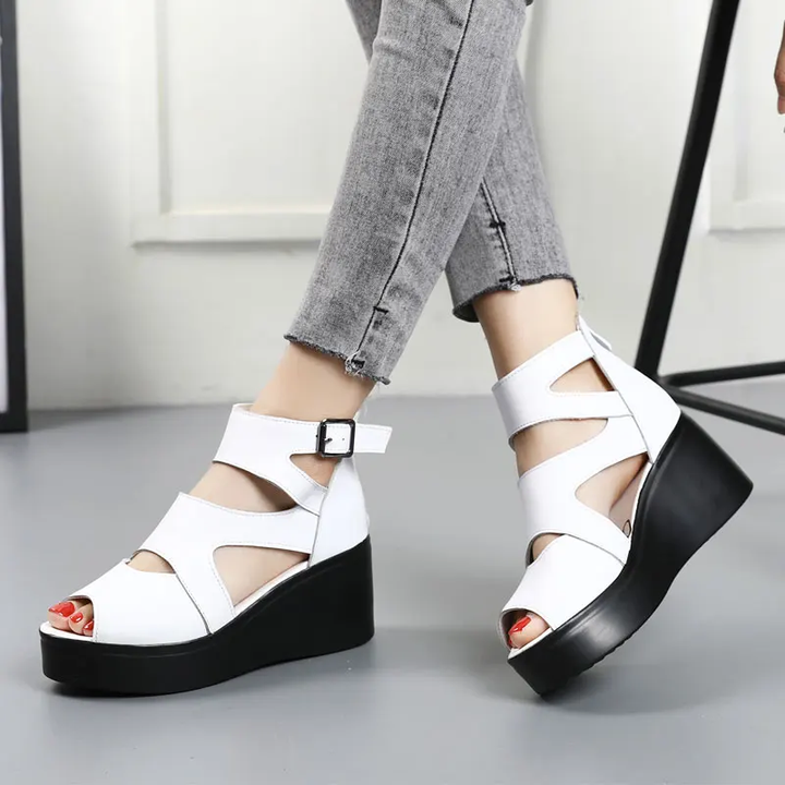 casual sandals color white size 9 for women