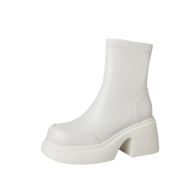 winter boots color beige size 5 for women