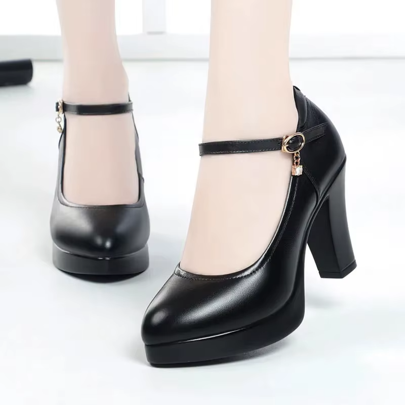 office pump shoes color black size 8.5 for women