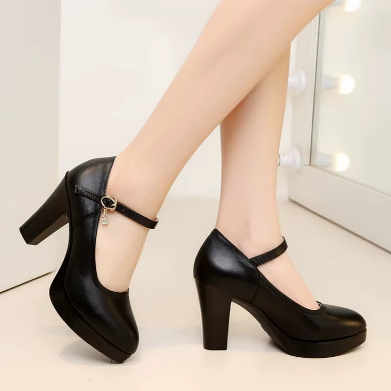 casual pump shoes color black size 9 for women