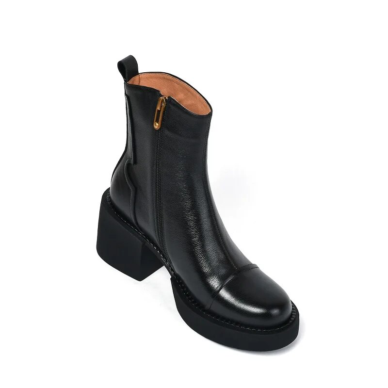 round toe boots color black size 9 for women
