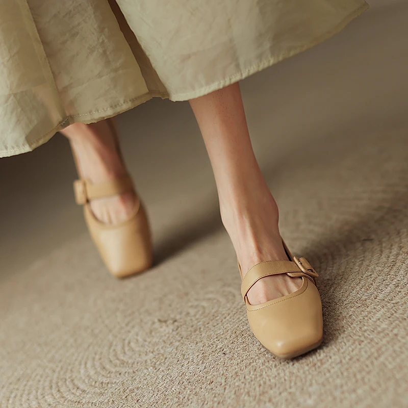 pumps shoes color khaki size 5 for women