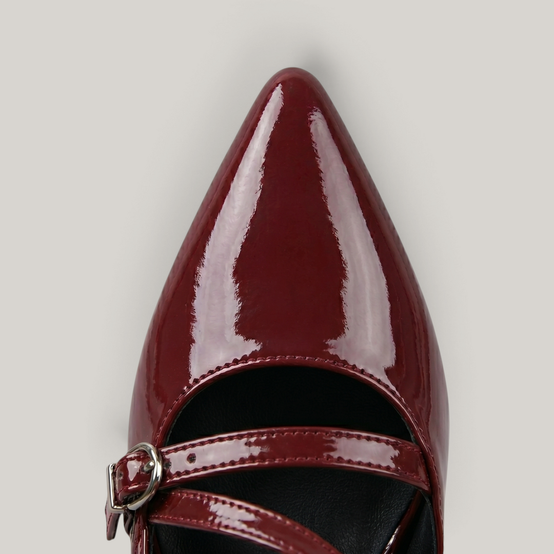 Valeria Slingback Rouge Lacca close-up toe detail showing patent leather lacquer finish and gold D-ring cross strap buckles