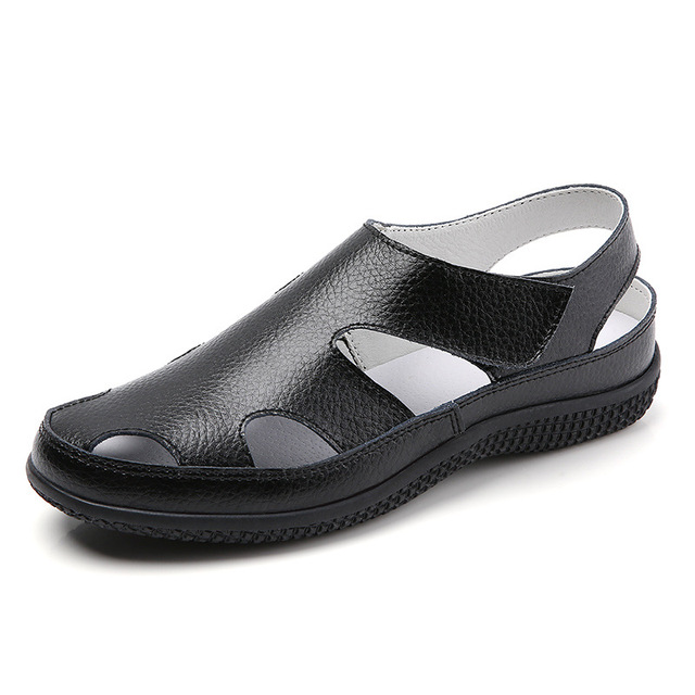 leather sandals color black size 5.5 for women